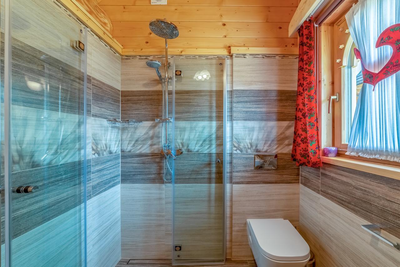 Domek W Bialce Z Jacuzzi W Ogrodzie Bialka Tatrzanska Exterior photo